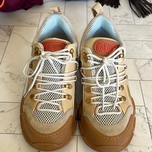 Gucci sneakers 38.5